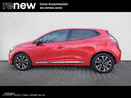 Renault Clio TECHNO TCE de 2024 con 10.000 Km por 18.900 EUR. en Madrid