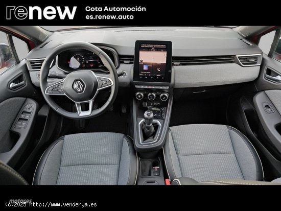 Renault Clio TECHNO TCE de 2024 con 10.000 Km por 18.900 EUR. en Madrid