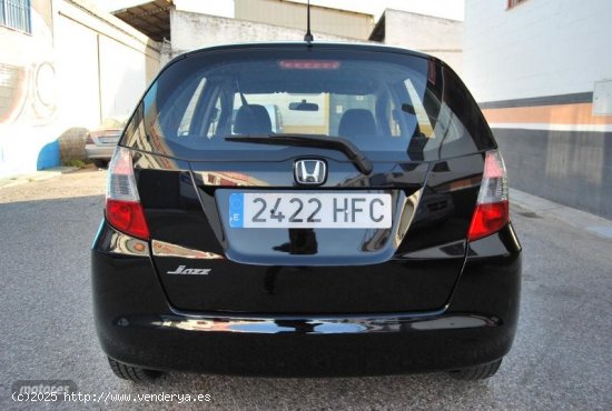 Honda Jazz 1.4 I-VTEC ELEGANCE de 2011 con 130.000 Km por 8.400 EUR. en Sevilla