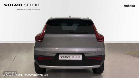 Volvo XC40 Core, T2 Automatica Microhibrido, Gasolina de 2024 con 10 Km por 34.500 EUR. en Pontevedr