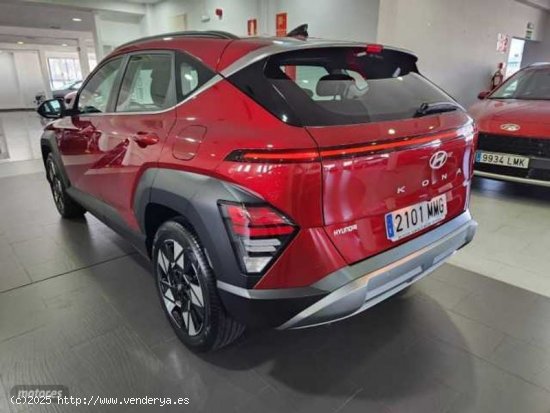 Hyundai Kona 1.6 GDI HEV Flexx DCT de 2023 con 15.788 Km por 28.500 EUR. en Madrid