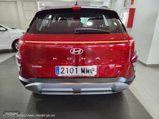 Hyundai Kona 1.6 GDI HEV Flexx DCT de 2023 con 15.788 Km por 28.500 EUR. en Madrid