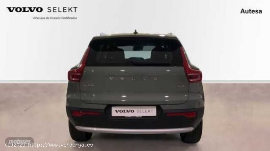 Volvo XC40 Core, B3 Mild Hybrid, Gasolina de 2024 con 10 Km por 38.900 EUR. en Pontevedra