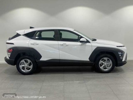 Hyundai Kona 1.0 TGDI Maxx 4x2 de 2024 con 10 Km por 25.500 EUR. en Barcelona