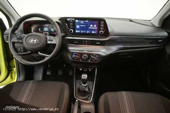 Hyundai i20 1.2 MPI Essence de 2024 con 7.043 Km por 18.400 EUR. en Baleares