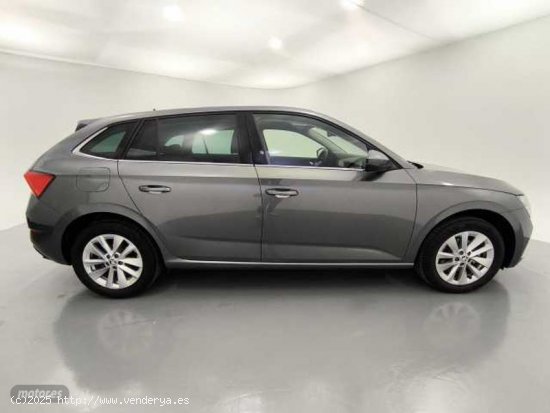 Skoda Scala 1.5 TSI Ambition 110kW de 2023 con 34.400 Km por 19.200 EUR. en Barcelona