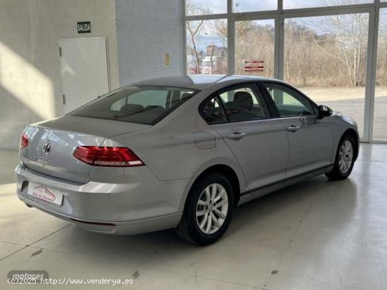 Volkswagen Passat 2.0TDI Edition 110kW (150Cv) de 2019 con 54.000 Km por 18.500 EUR. en Alava