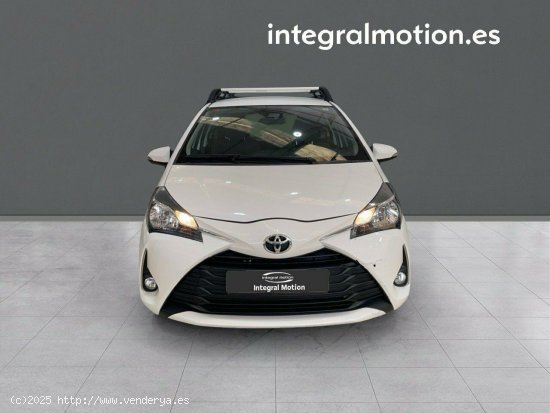 Toyota Yaris MY-20 72CV - 