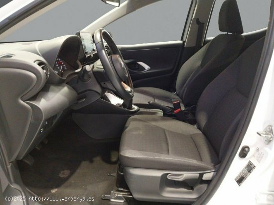 Toyota Yaris 1.0 Business - 