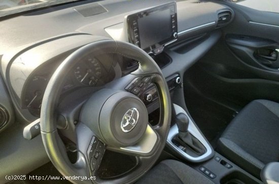 Toyota Yaris 1.5 120H Active Tech - 