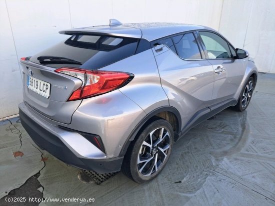 Toyota C-HR 1.8 125H Advance - 