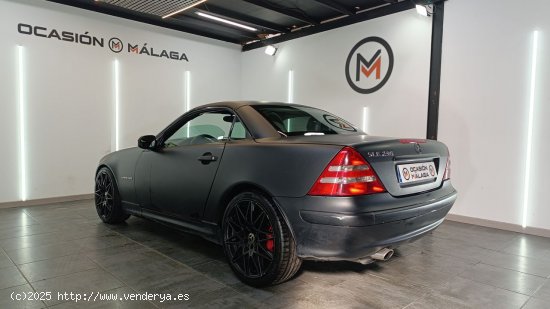 Mercedes Clase SLK SLK 32 AMG AUTO - Málaga