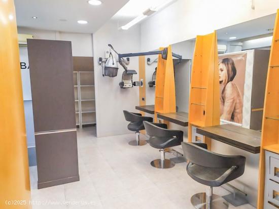 PELUQUERIA EN ALQUILER EQUIPADA EN EL CENTRO DE OLESA DE MONTSERRAT - BARCELONA