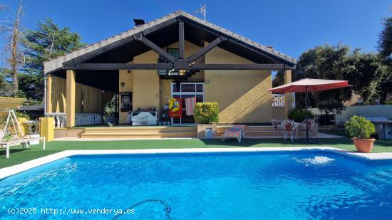 Chalet super completo en la Urb Eurovillas - MADRID