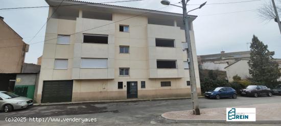  EDIFICIO DE 1653 M2 EN EL CENTRO DE RECAS (TOLEDO) - TOLEDO 