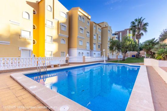 Apartamento en Primera Línea de Playa en Arenales - ALICANTE