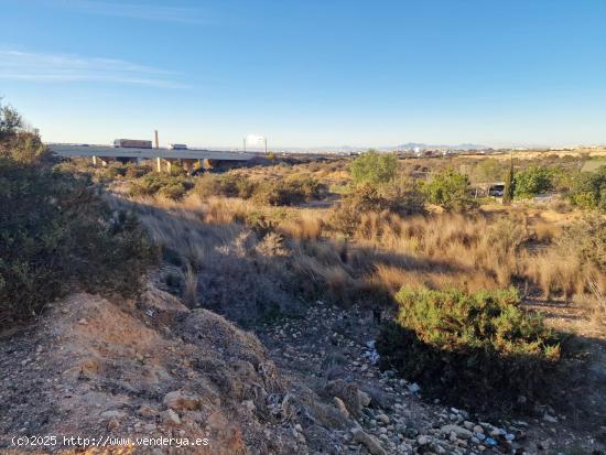 OCASION TERRENO EN BONAVISTA - ALICANTE