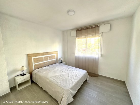 Piso en venta en Alicante (Alicante)