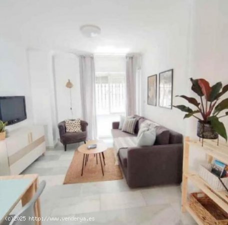 Apartamento en alquiler en Granada (Granada)