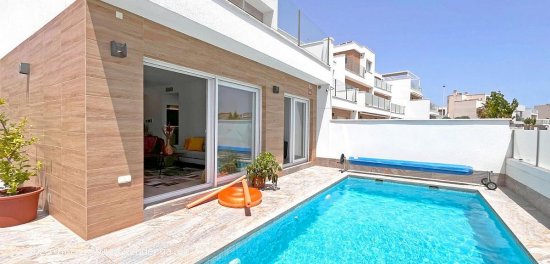  Villa en venta en San Pedro del Pinatar (Murcia) 