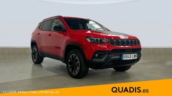 Jeep Compass  4Xe 1.3 PHEV 177kW  AT AWD Trailhawk - 