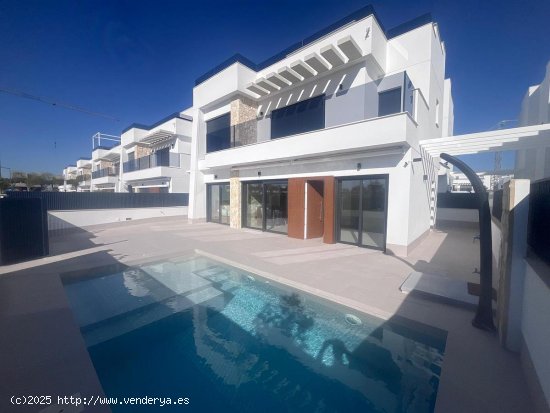  Villa en venta en Torre-Pacheco (Murcia) 