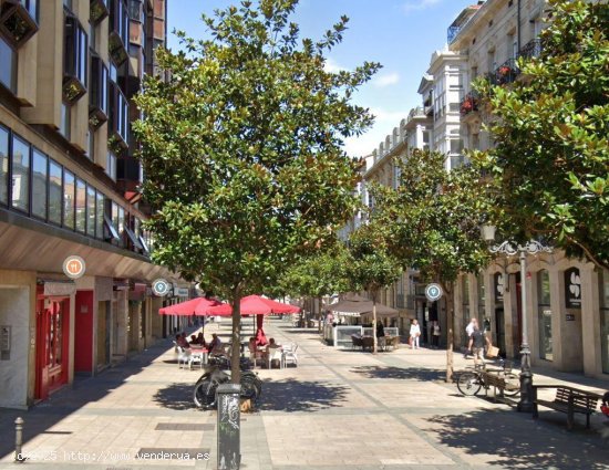 Garaje en venta en Vitoria-Gasteiz (Álava)