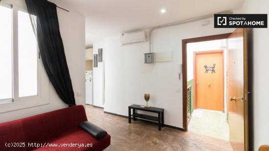 Contemporánea apartamento de 1 dormitorio en alquiler en Poble Sec - BARCELONA