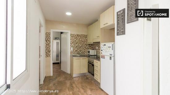 Contemporánea apartamento de 1 dormitorio en alquiler en Poble Sec - BARCELONA