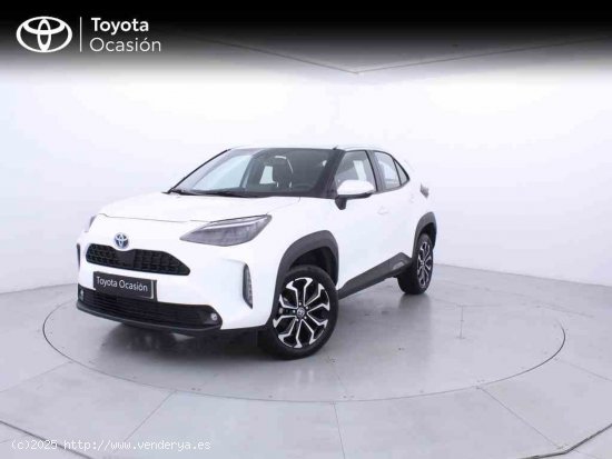  Toyota Yaris Cross 1.5 120H Active Tech + CARE VO + Pack Protección - Zaragoza 