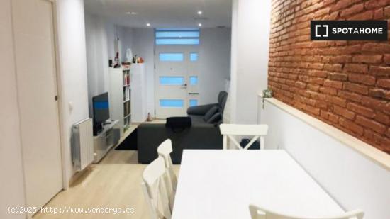 Apartamento de 1 dormitorio en alquiler en Badalona - BARCELONA