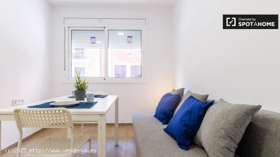 Acogedor apartamento de 1 dormitorio con aire acondicionado en Sants - Sólo estudiantes - BARCELONA