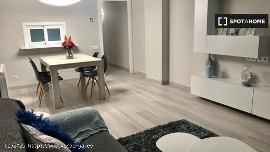 Apartamento de 3 habitaciones en alquiler en Esquerra Eixample - BARCELONA