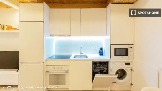 Apartamento de 1 dormitorio en alquiler en Madrid - MADRID