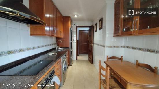 Habitación en alquiler en piso compartido en Córdoba - CORDOBA