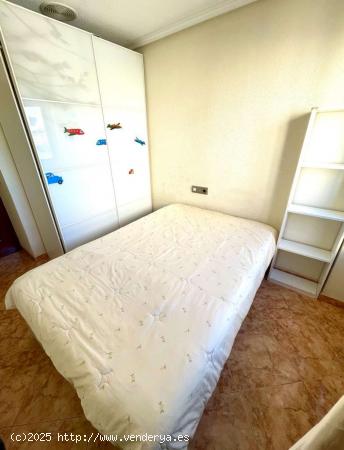  Se alquila habitación en piso compartido en Murcia - MURCIA 