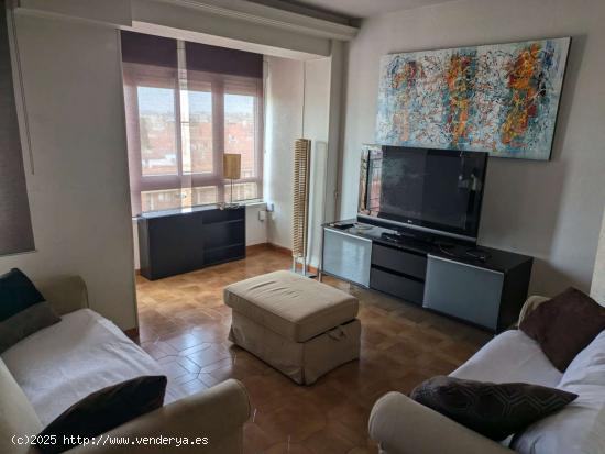  Se alquila habitación en piso compartido en Murcia - MURCIA 