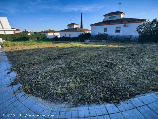 Terreno urbano en venta en urbanización Tierra Blanca, Salteras - SEVILLA