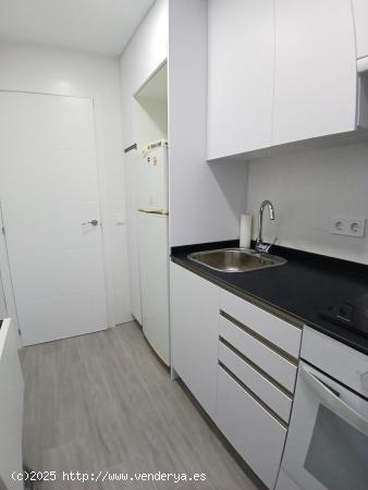 ¡Descubre tu nuevo hogar con InmoRenta! Presentamos este magnífico apartamento reformado - MADRID