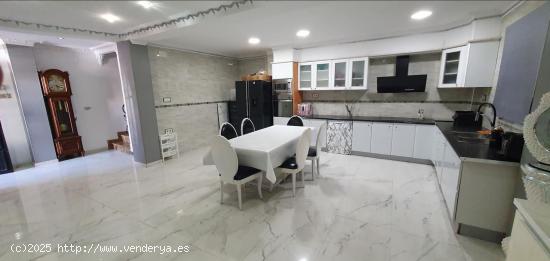 SE VENDE ESPECTACULAR CASA EN LA VALL D'UIXO - CASTELLON