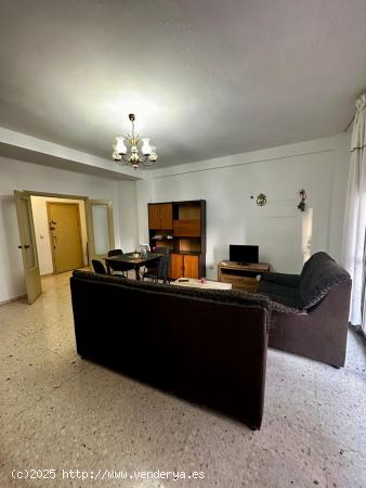 🏡 AMPLIO PISO EN EL CENTRO DE MURCIA – ¡OPORTUNIDAD ÚNICA! 🏡 - MURCIA