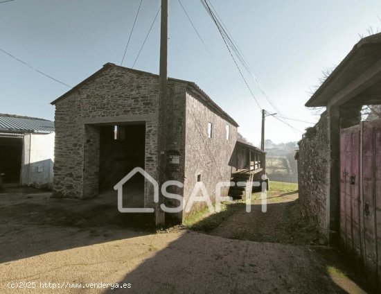 CASA RURAL DE PIEDRA A REFORMAR EN MOURISCADE, LALÍN