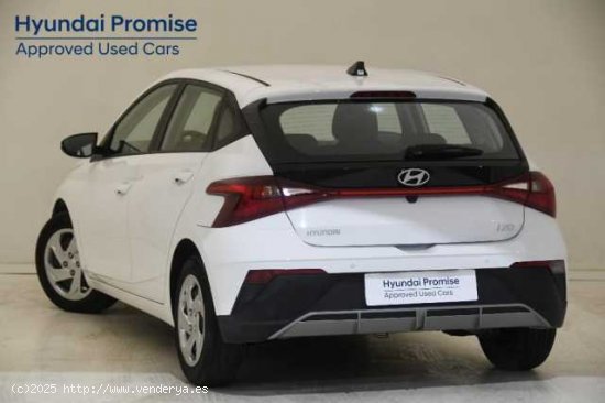 Hyundai i20 ( 1.2 MPI Essence )  - Fornells de la Selva