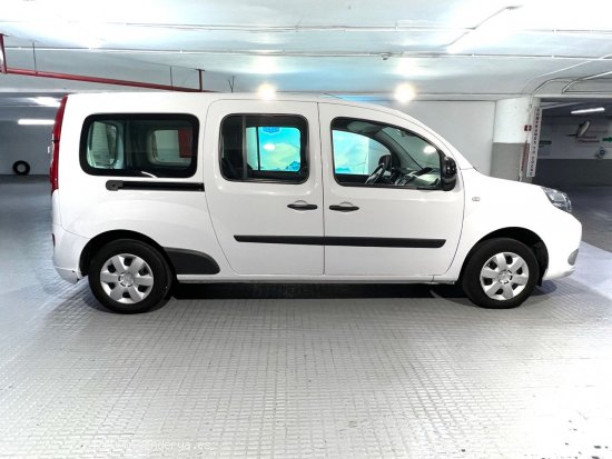 Renault Kangoo Combi Grand TPMR. Adaptado minusvalido. - Barcelona