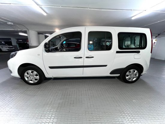 Renault Kangoo Combi Grand TPMR. Adaptado minusvalido. - Barcelona