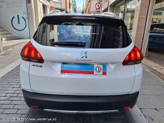 Peugeot 2008 1.2 Puretech GT Line Automático re-estrena único 6.900 Kms. un solo propietario - Bar