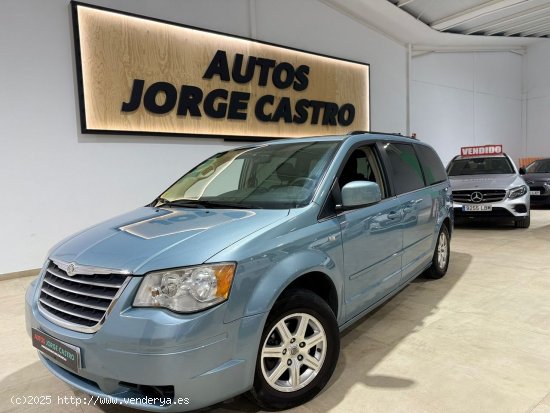  Chrysler Grand voyager  Grand Voyager Limited 2.8 CRD Entretenimiento Plus - Utrera 