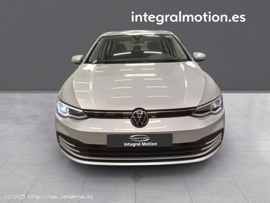 Volkswagen Golf Life 1.0 TSI 81kW (110CV) - TRANSITO