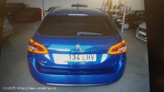 Peugeot 308 SW STYLE BLUE HDI 100 CV 6VEL - Ponteareas