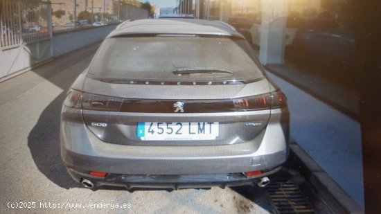 Peugeot 508 SW ALLURE HYBRID 225 e-EAT8 - Ponteareas